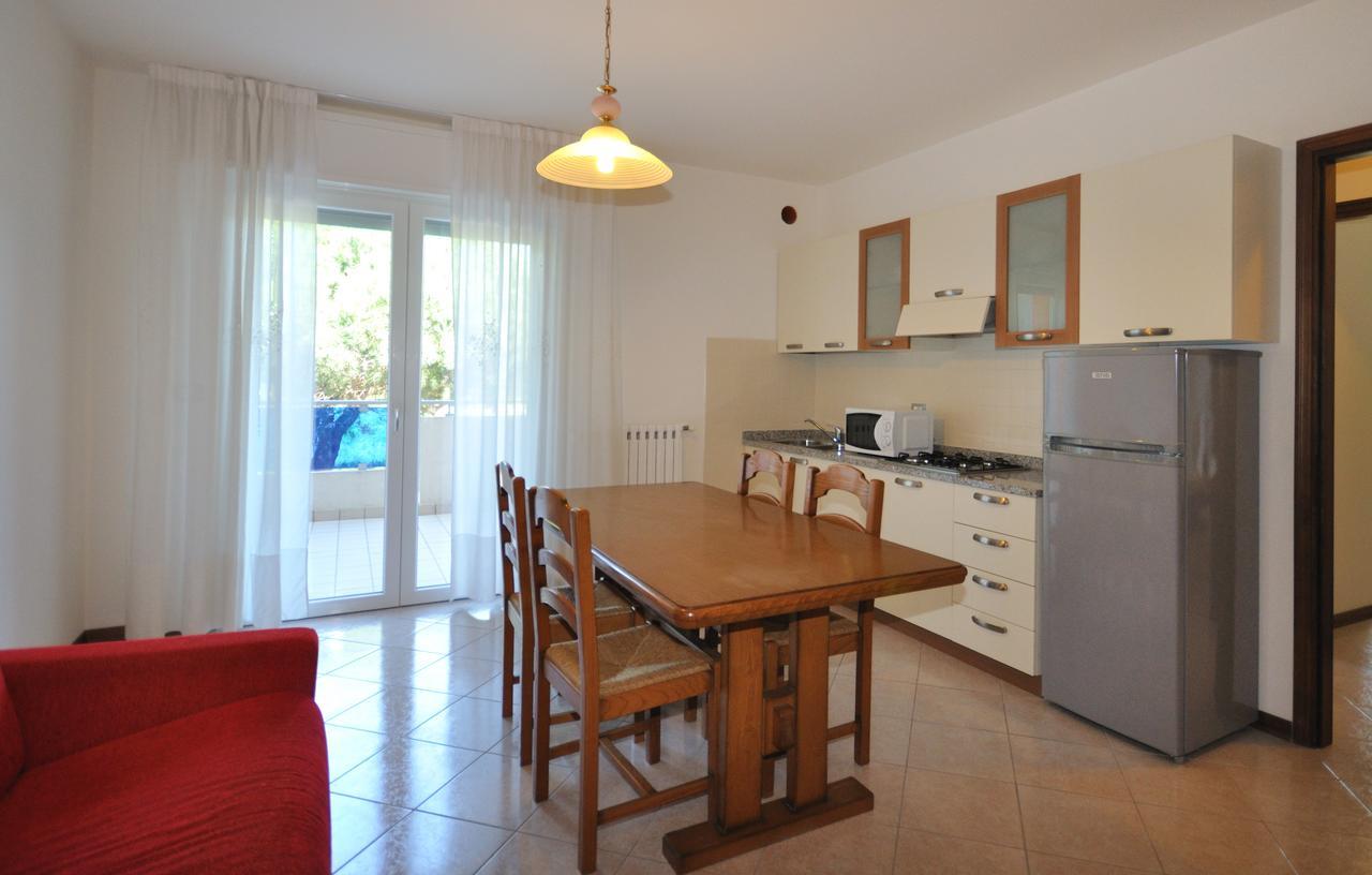 Condominio Biasin Bibione Bagian luar foto